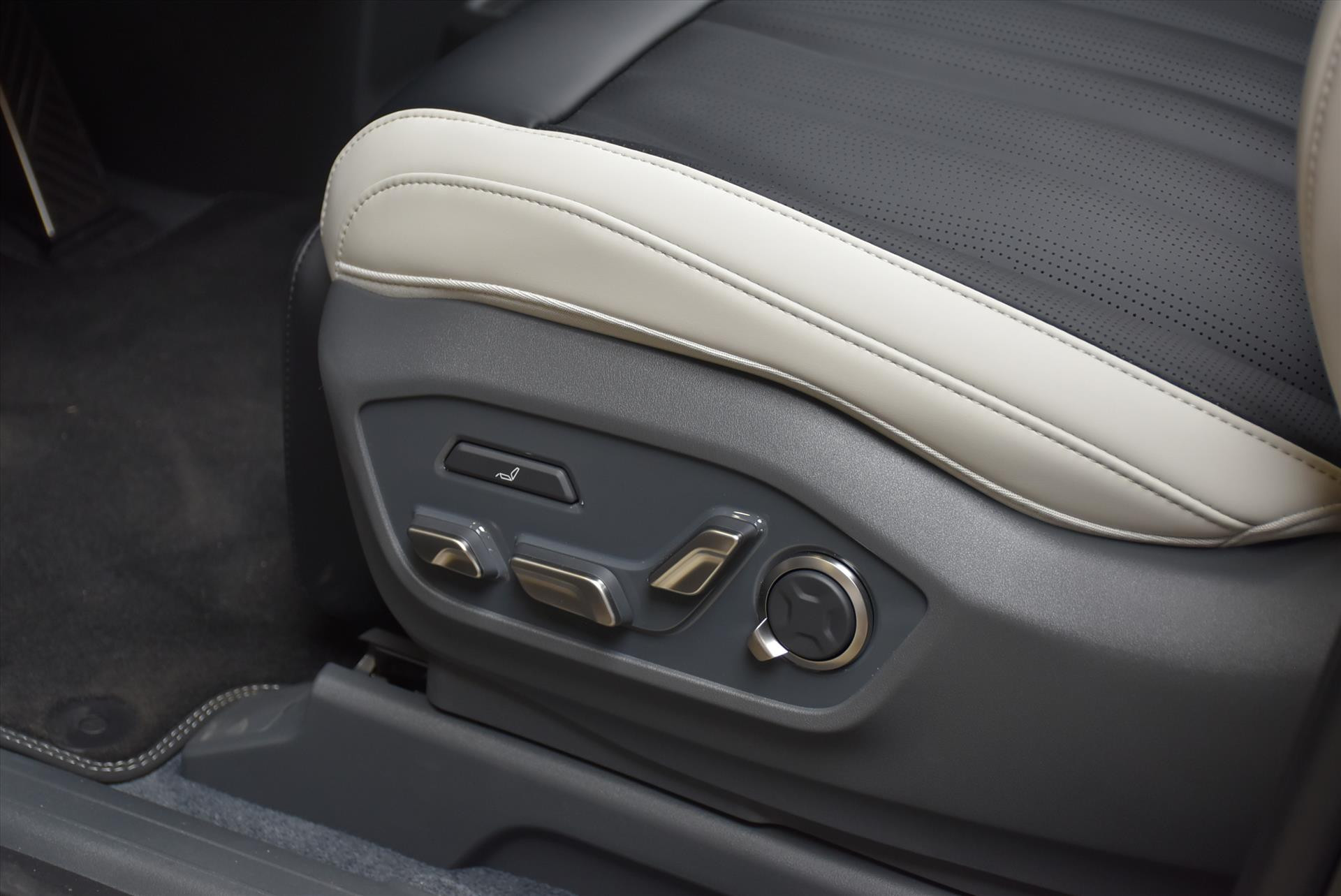 Hoofdafbeelding Kia EV9