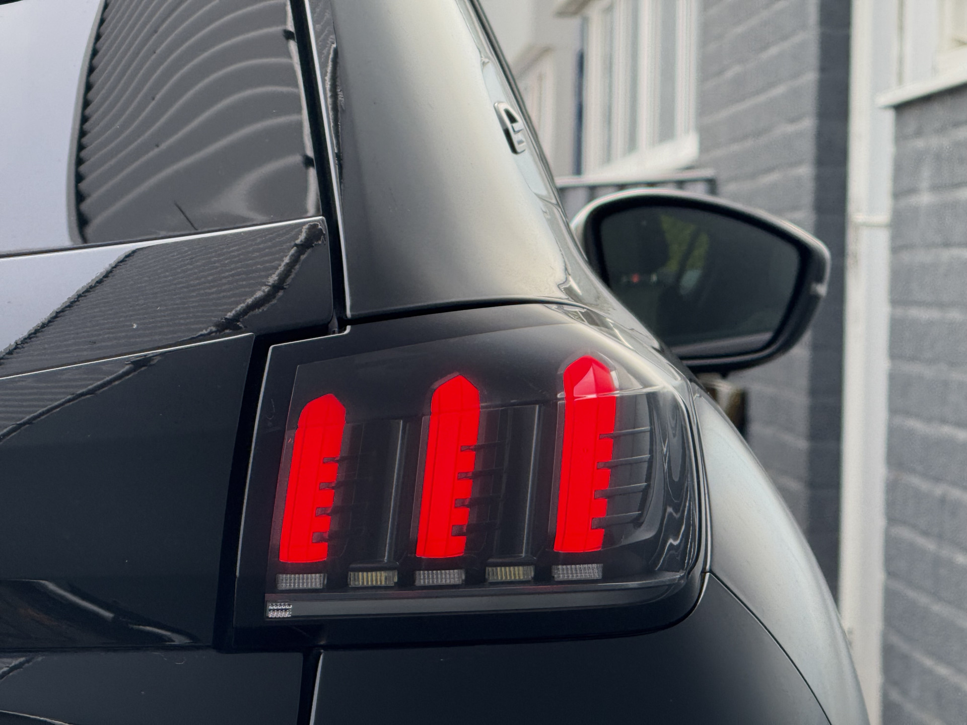 Hoofdafbeelding Peugeot e-208