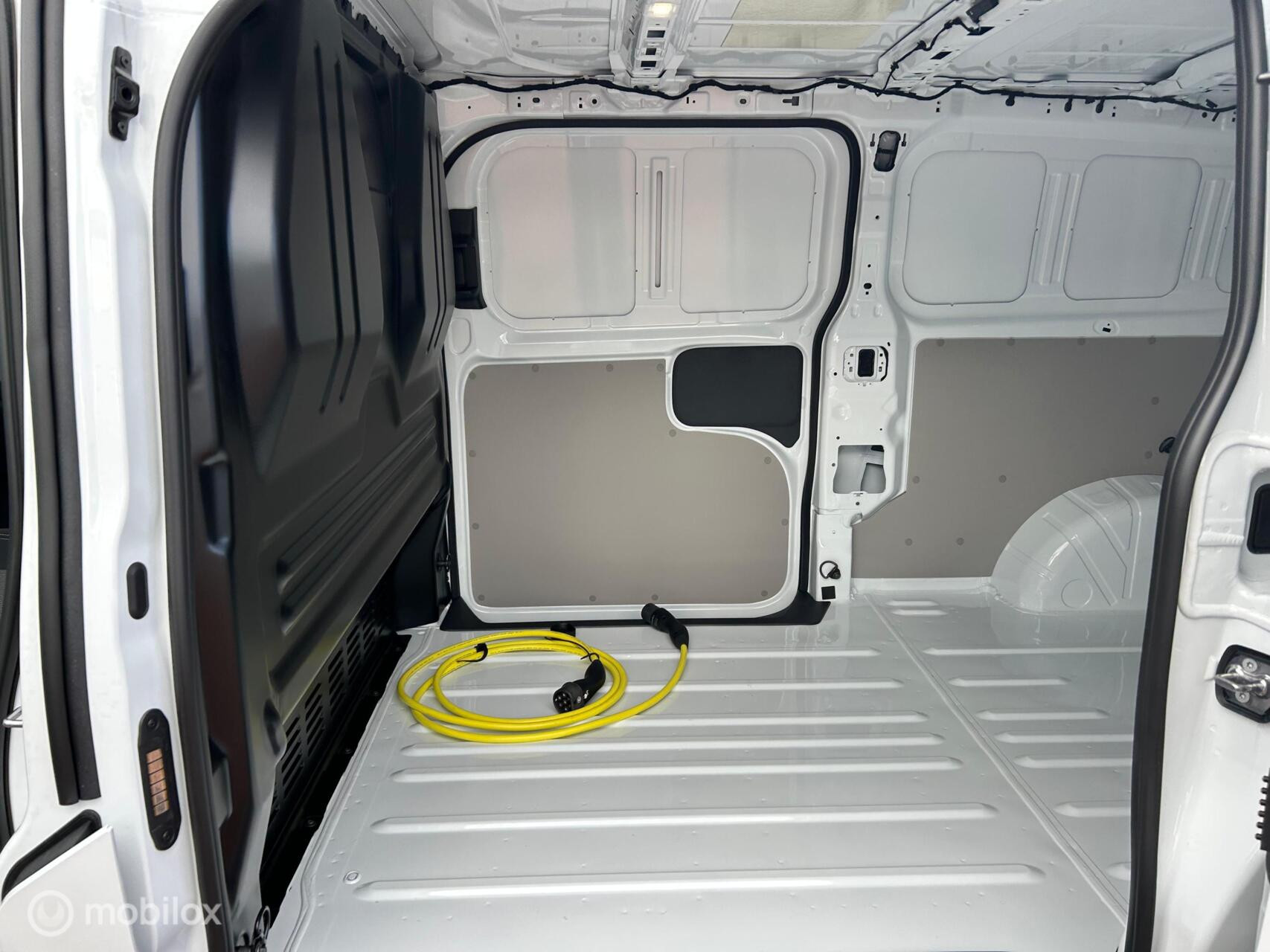 Hoofdafbeelding Volkswagen e-Transporter