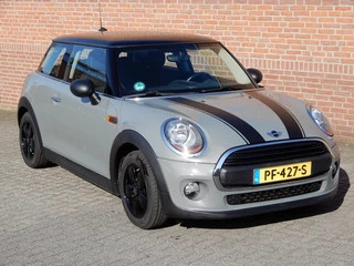 Hoofdafbeelding MINI One MINI One One Salt Automaat n