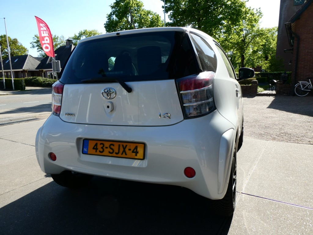 Hoofdafbeelding Toyota iQ