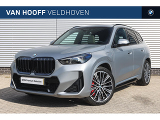 BMW X1 xDrive30e High Executive M Sport Automaat / Panoramadak / Sportstoelen / M Adaptief onderstel / Adaptieve LED / Comfort Access / Head-Up / Harman-Kardon