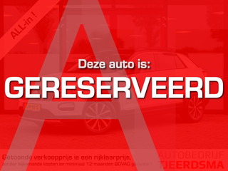 Volkswagen T-Roc 1.0 TSI UNITED | Navigatie | Stoelverwarming | Aicro | Cruise Control | Parkeersensoren | All Season Banden | 17'' Lichtmetalen Velgen | Privacy Glas | Zwart Dak | Bluetooth | LED |