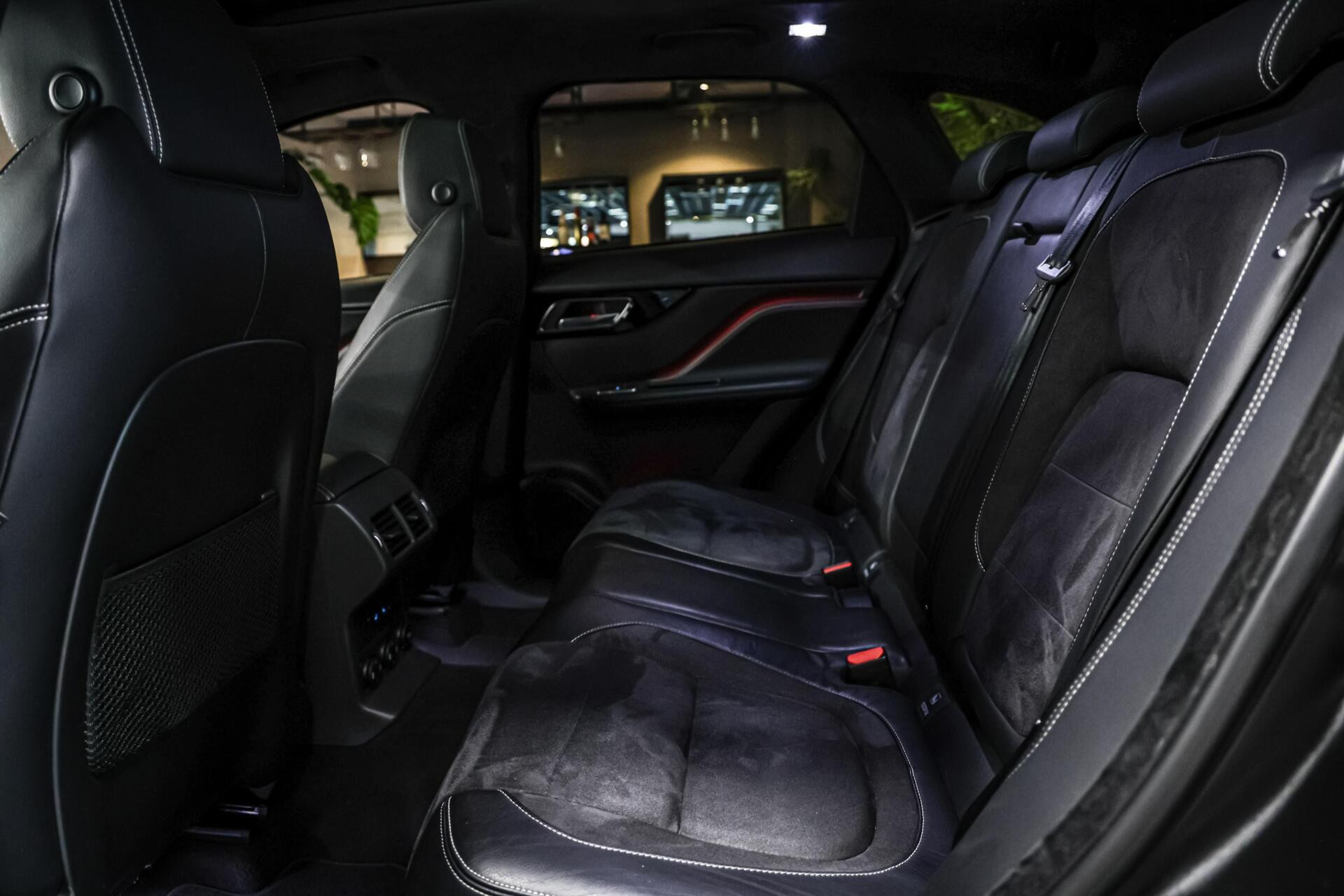 Hoofdafbeelding Jaguar F-PACE