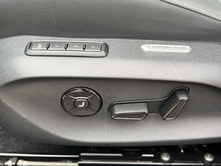 Volkswagen Passat Volkswagen Passat Variant 1.5 eTSI 150 pk Elegance Business Navigatie Panoramadak Trekhaak IQ Light Leder Elek Stoelen + Verwarming + Koeling + Massage 360 Camera Extra Getint Glas Vol Opties BTW Auto MHEV - afbeelding nr 41