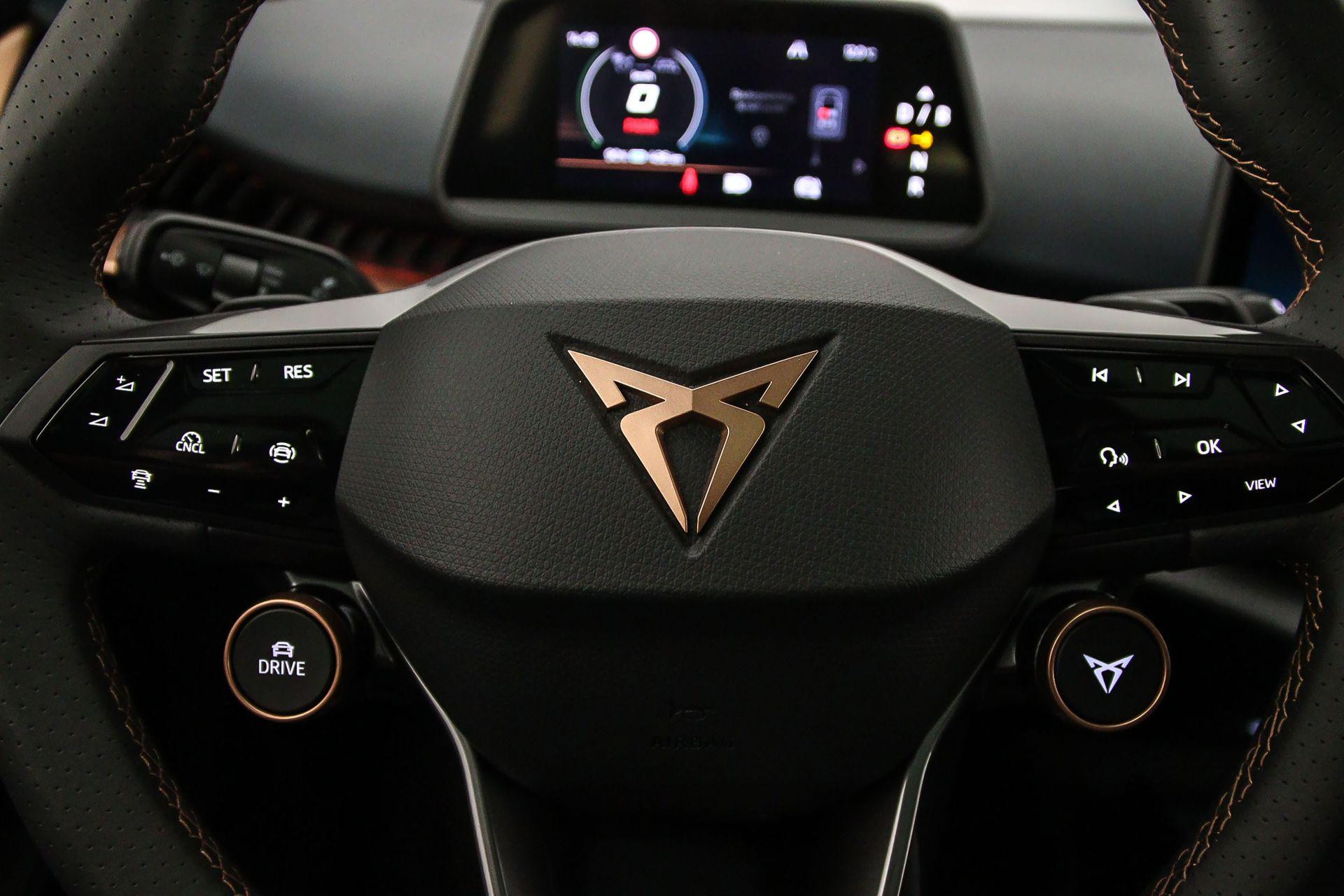 Hoofdafbeelding CUPRA Tavascan