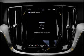 Volvo S60 Volvo S60 2.0 B4 R-Design Ultimate Dark ACC Schuifdak Camera 1e Eig - afbeelding nr 28