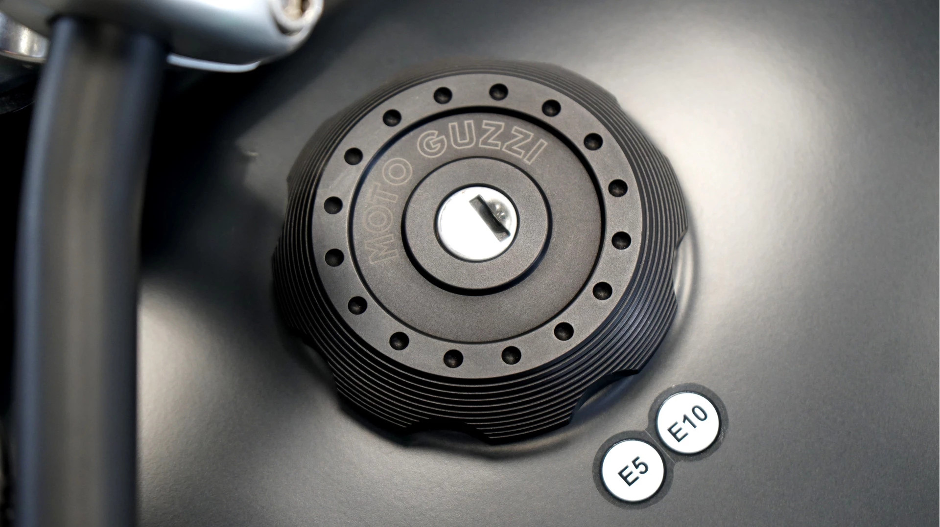 Hoofdafbeelding Moto Guzzi V9