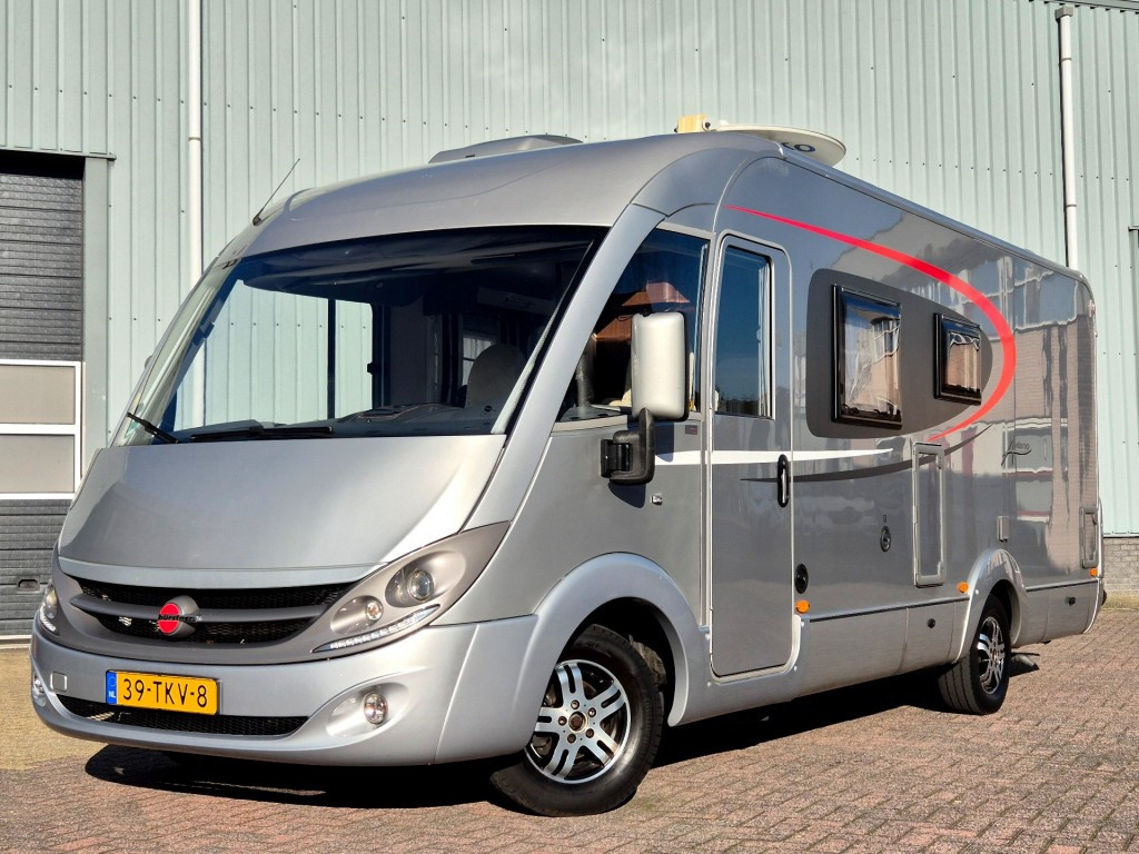 Hoofdafbeelding Bürstner Aviano I684 Zeer Complete Camper