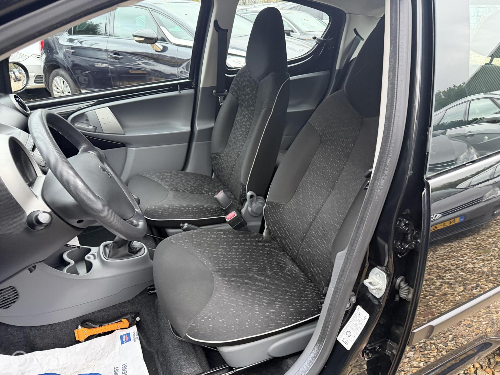 Hoofdafbeelding Peugeot 107