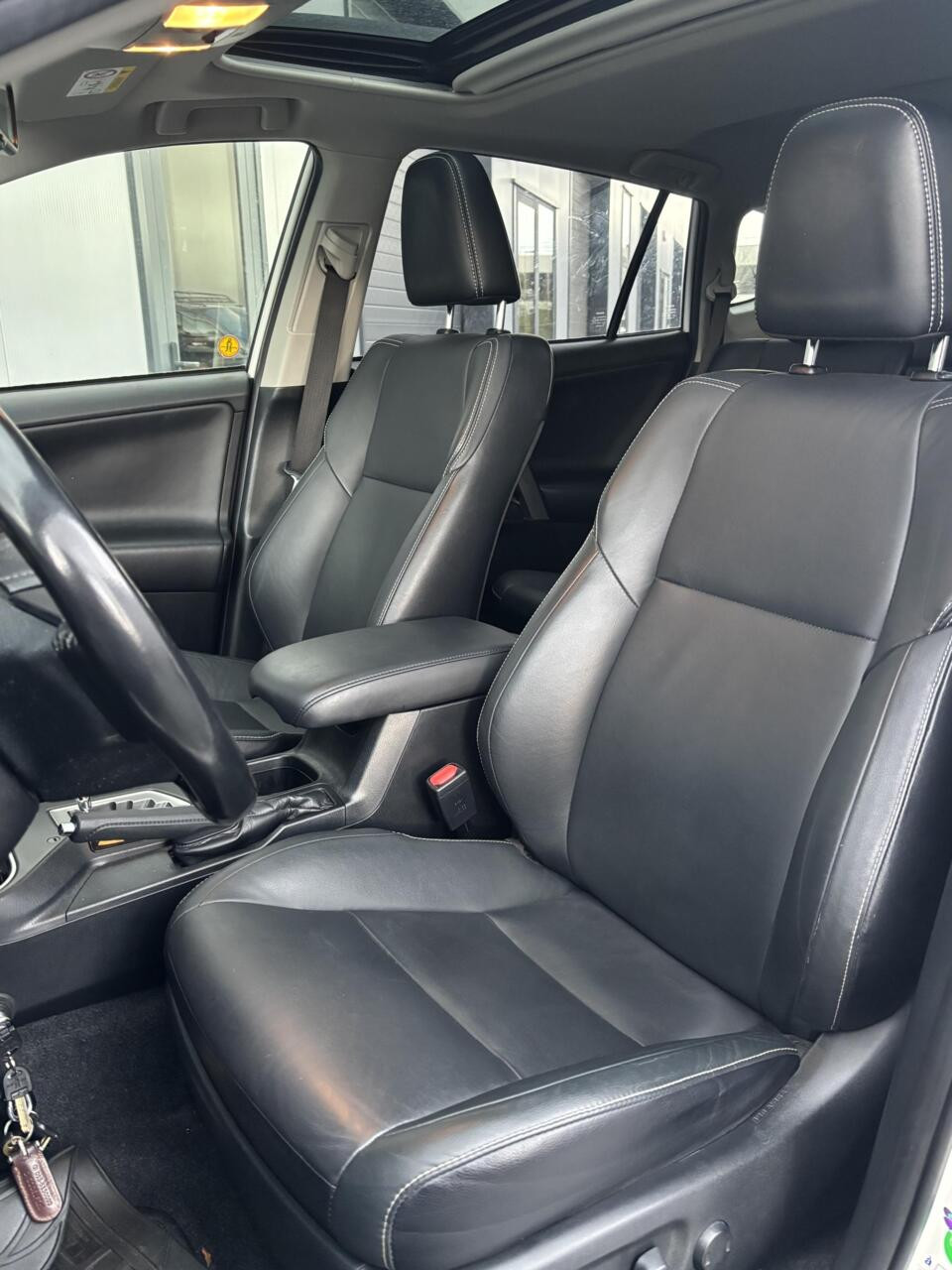 Hoofdafbeelding Toyota RAV4