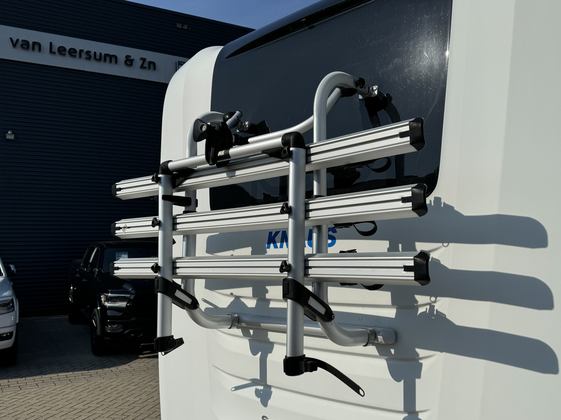 Hoofdafbeelding Knaus R03