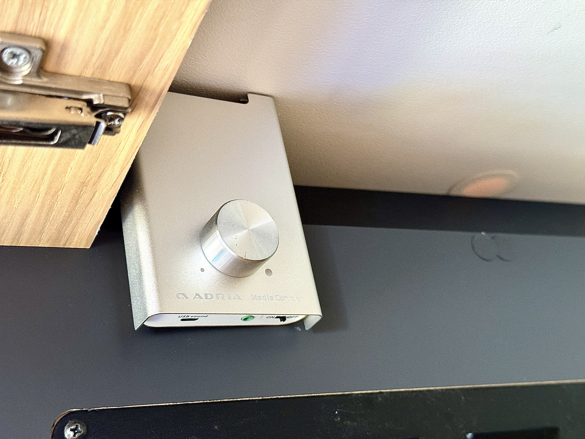 Hoofdafbeelding Adria CORAL 670 SL