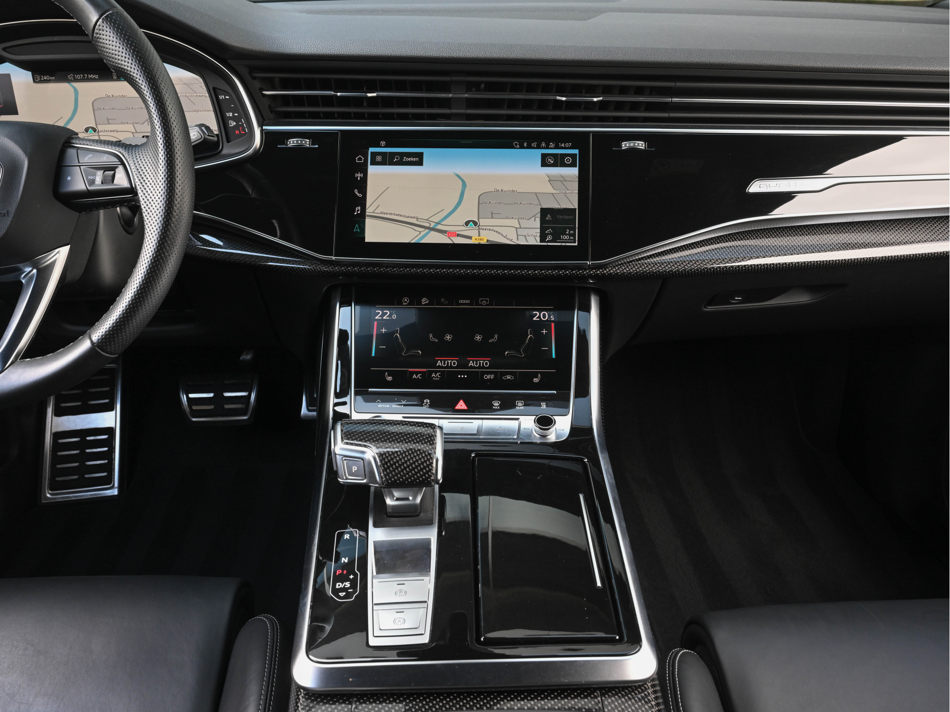 Hoofdafbeelding Audi Q8