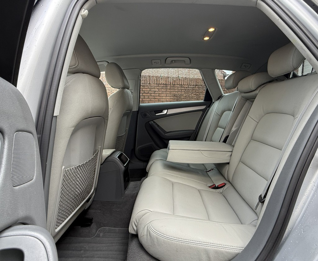 Hoofdafbeelding Audi A4