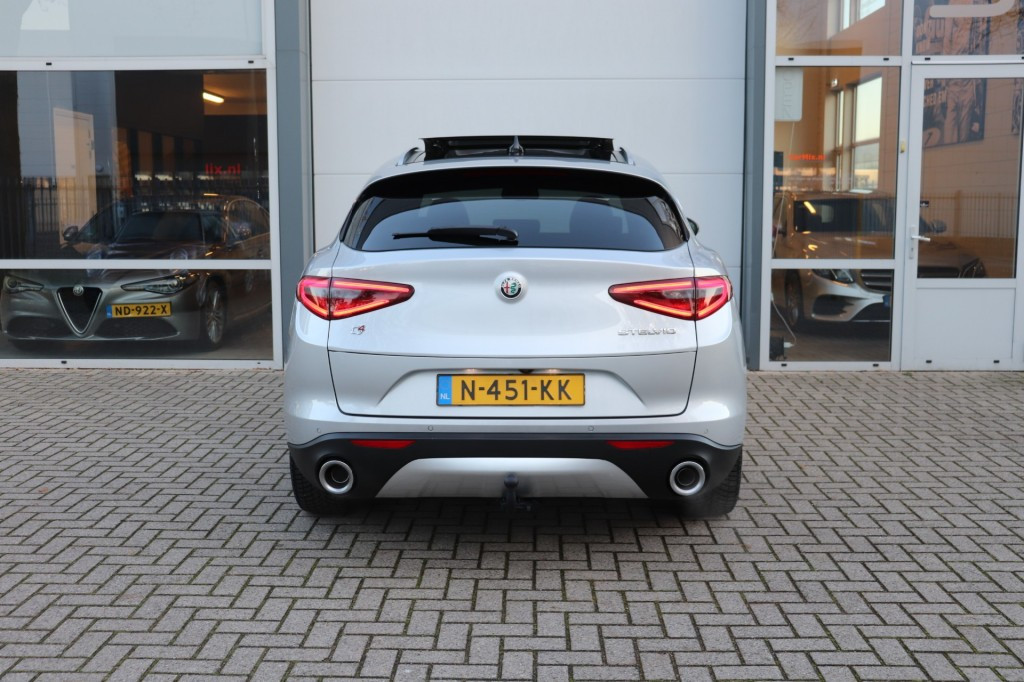 Hoofdafbeelding Alfa Romeo Stelvio