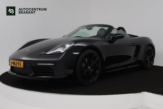 Hoofdafbeelding Porsche 718 Porsche 718 Boxster 2.0 AANBIEDING!!!(Perfect OnderH, Sport Chrono, Sport Uitlaat, StoelV, Parkeersensoren, Navi, Cruise Con, Etc)