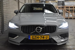 Volvo V60 Volvo V60 350pk AWD Essential Bright | Leder | Driver | Climate | Styling - afbeelding nr 41