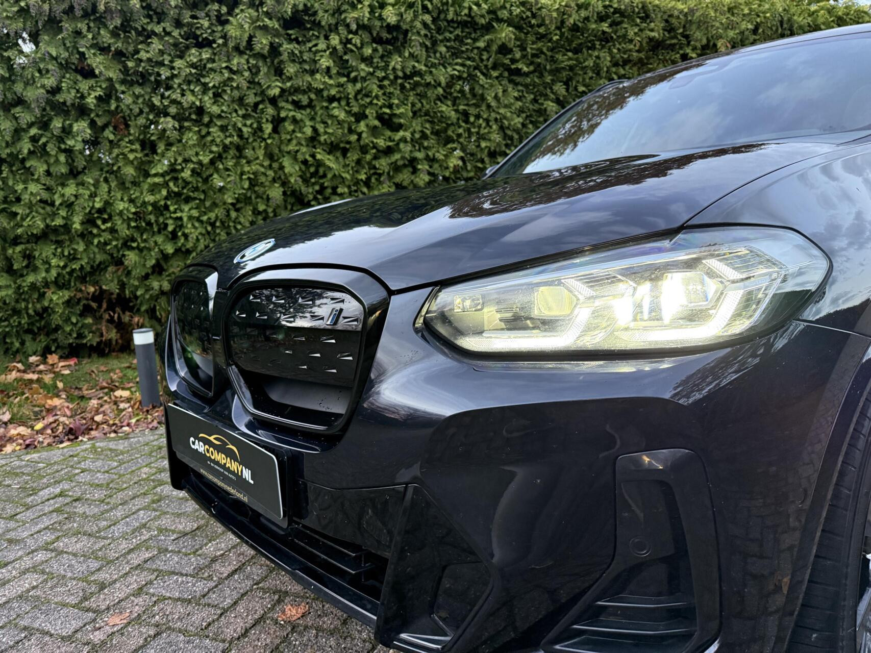 Hoofdafbeelding BMW iX3
