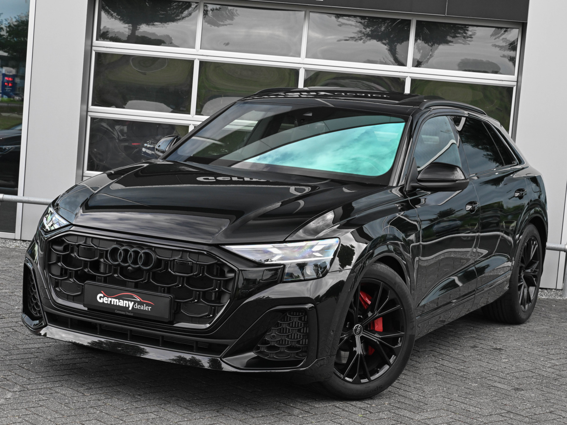 Hoofdafbeelding Audi Q8