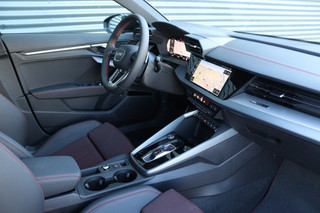 Audi A3 Audi A3 Sportback 45 TFSI e 272pk S edition Competition Pano/Matrix LED/Navi+/Keyless/Camera/ACC/Dodehoek - afbeelding nr 9