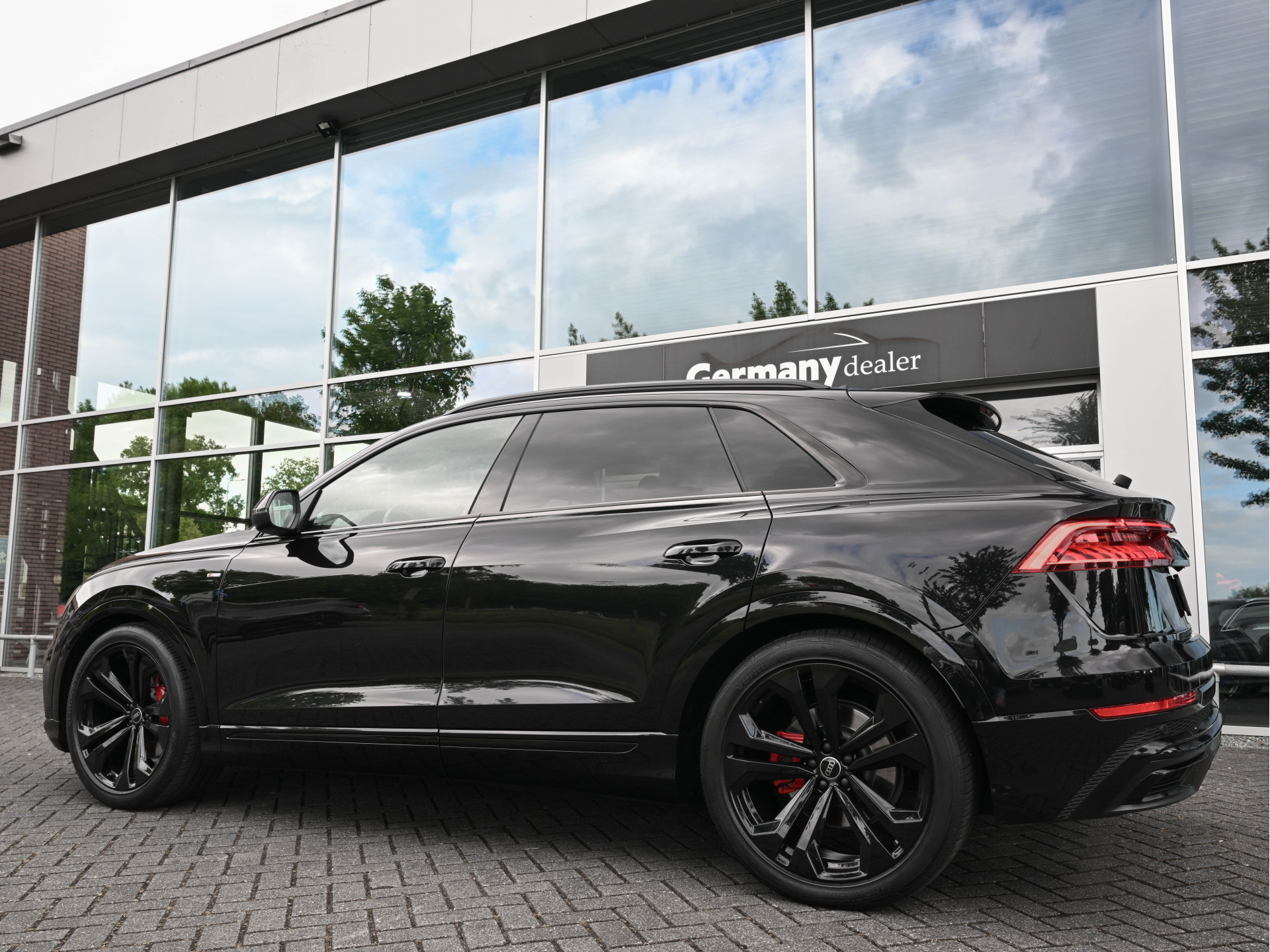 Hoofdafbeelding Audi Q8