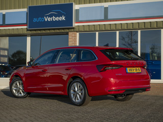 Škoda Octavia Škoda Octavia Combi 1.5 TSI MHEV Business Edition Plus | Matrix LED | Chrome pakket | Stoel-, Stuur- & voorruitverwarming | Navi 13inch | Elektr.trekhaak | El. achterklep m.sensor | ACC | - afbeelding nr 7