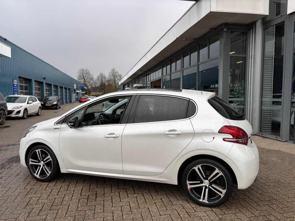 Hoofdafbeelding Peugeot 208
