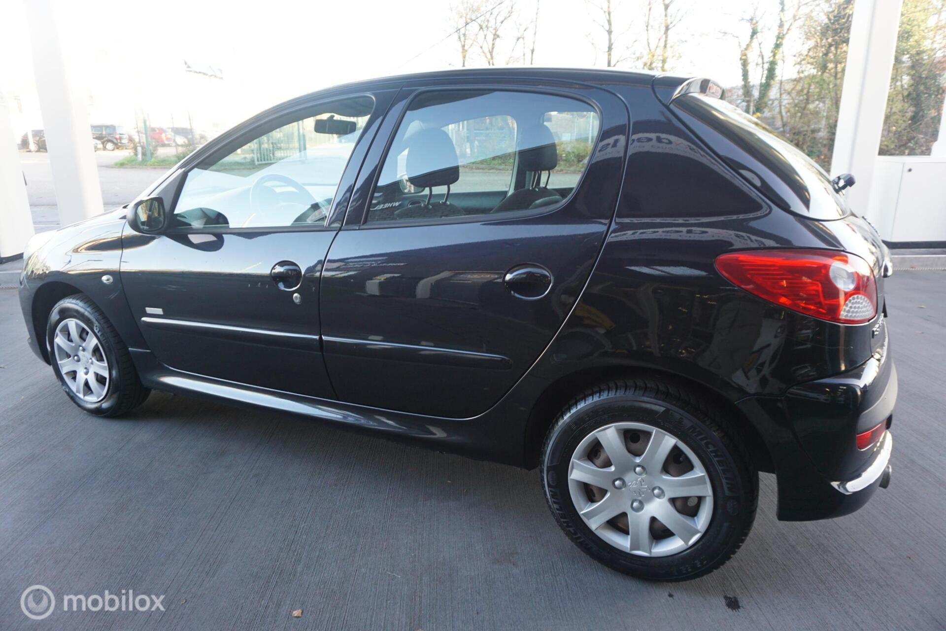 Hoofdafbeelding Peugeot 206