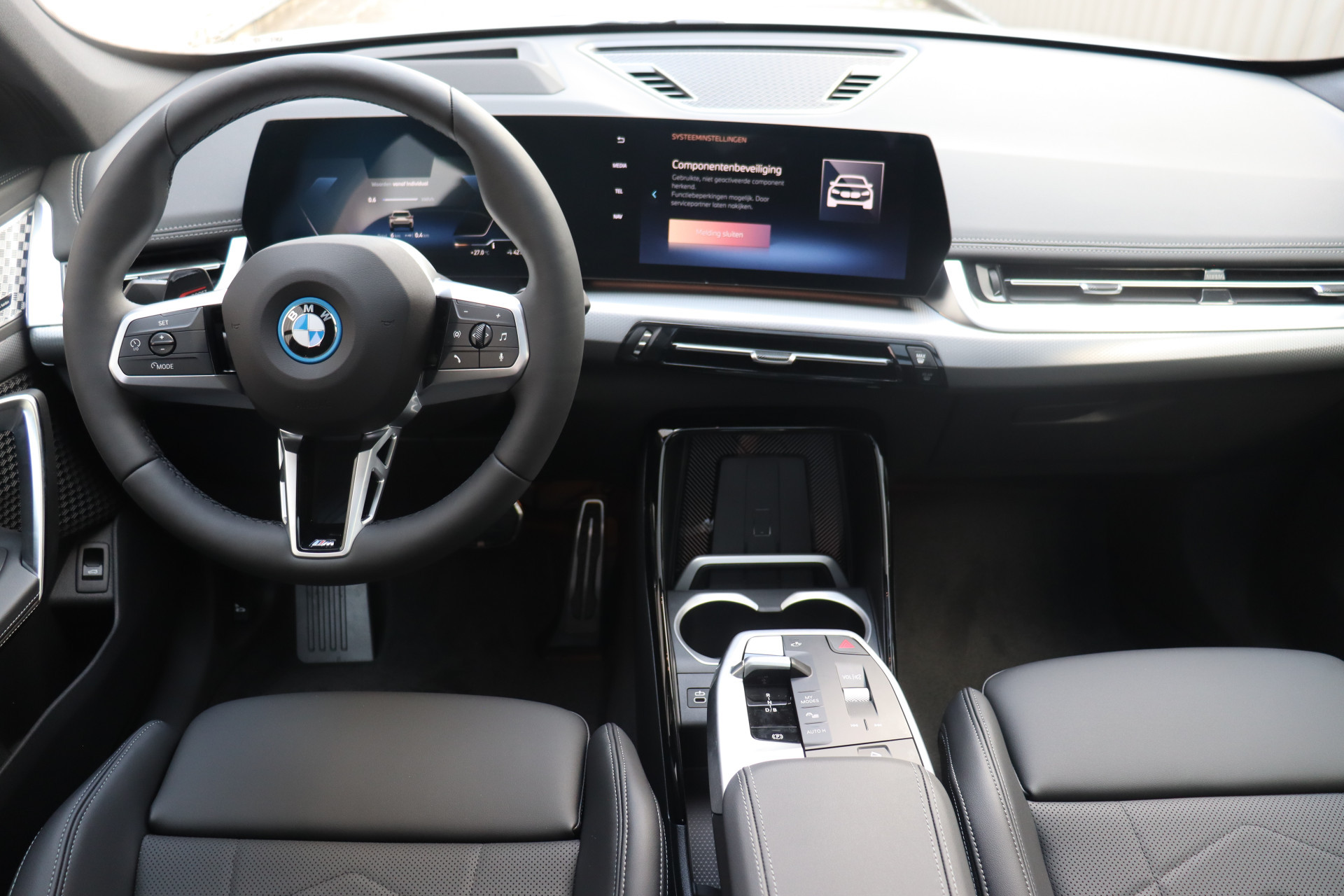 Hoofdafbeelding BMW iX1