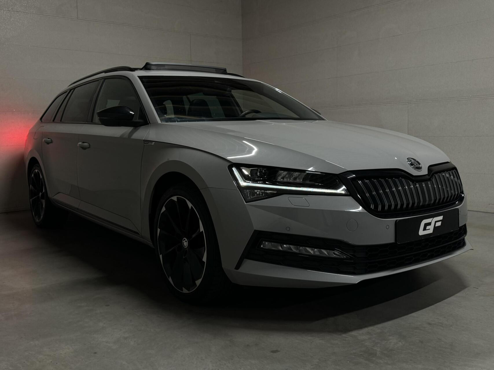Hoofdafbeelding Škoda Superb