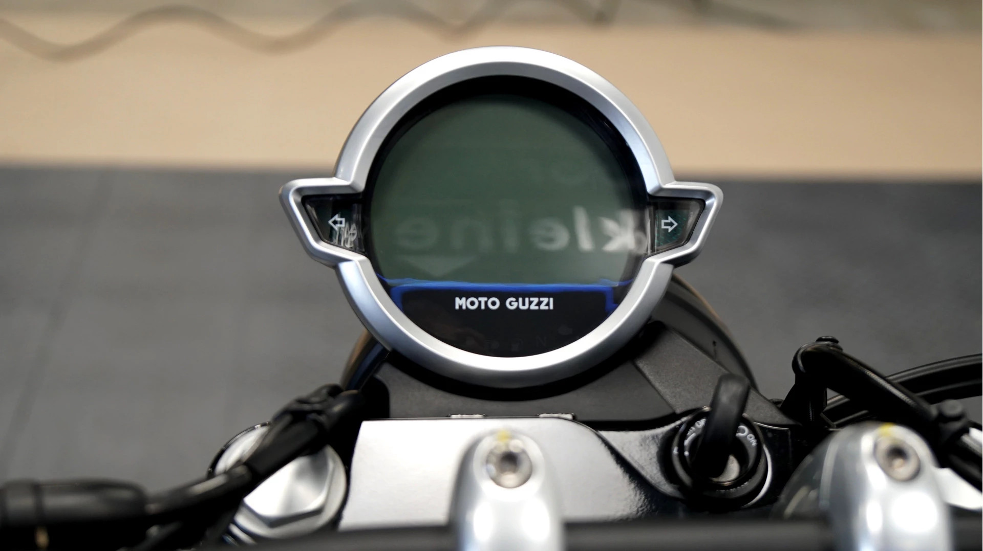 Hoofdafbeelding Moto Guzzi V9