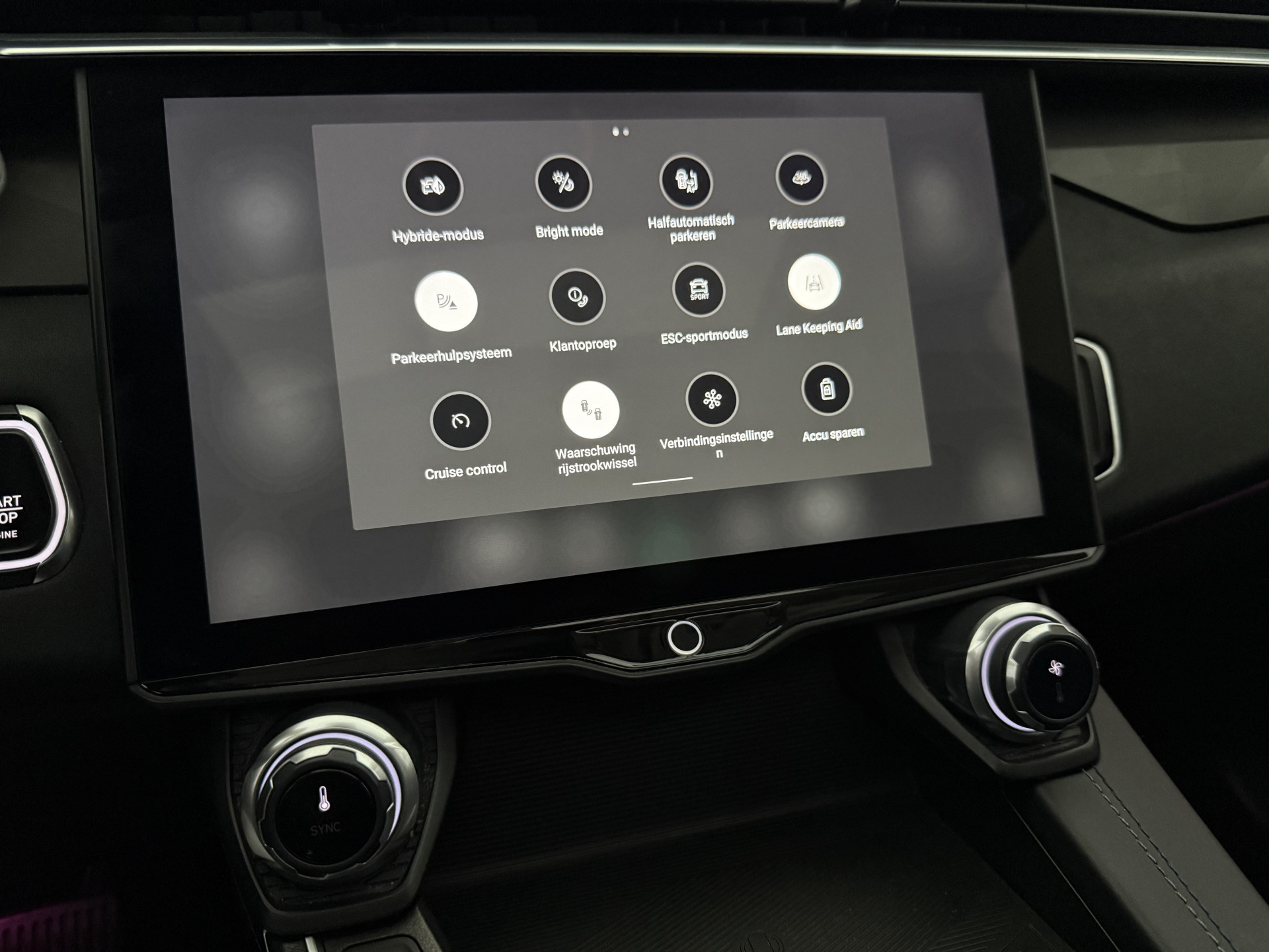 Hoofdafbeelding Lynk & Co 01