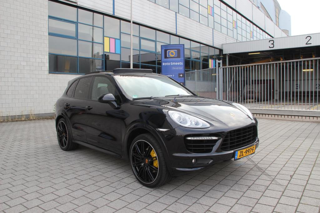 Hoofdafbeelding Porsche Cayenne
