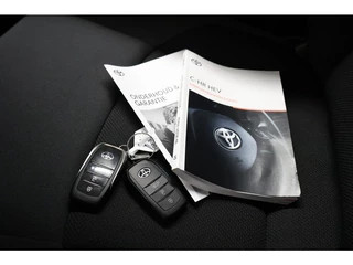 Toyota C-HR Toyota C-HR 2.0 Hybrid 200 First Edition - afbeelding nr 37