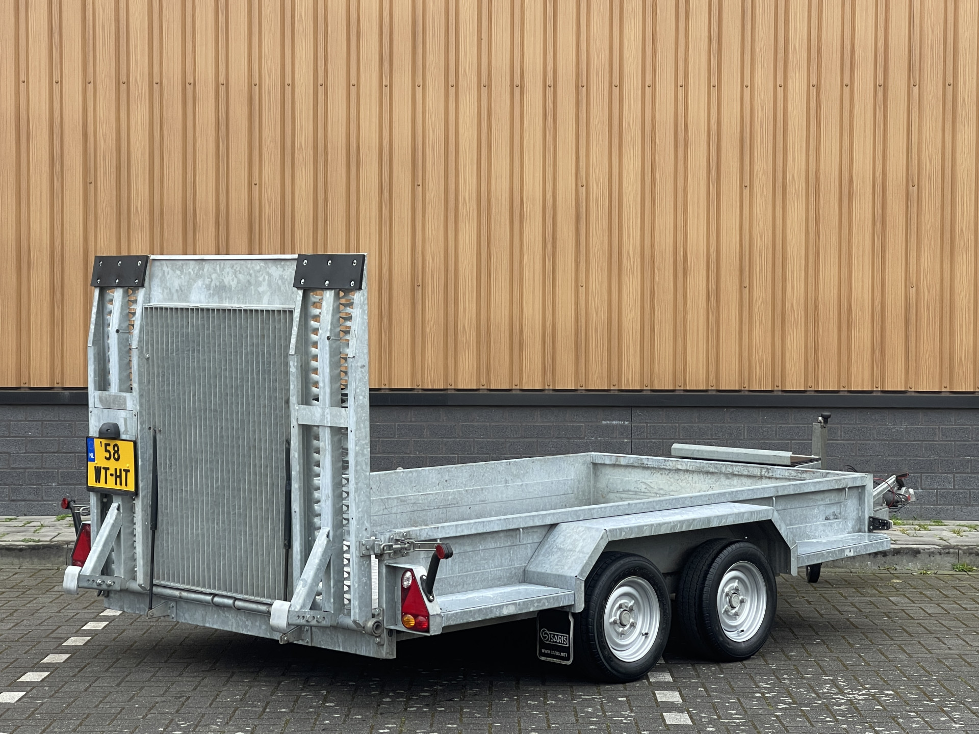 Hoofdafbeelding Saris C3000